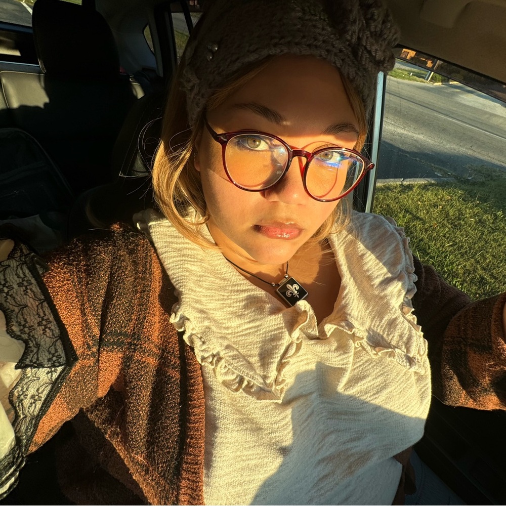 Meet your Posher, Gabrielle